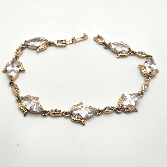 🟢3/$19🟢 Estate Marquise Navette CZ Diamond Gold Tone Tennis Bracelet - Picture 1 of 4